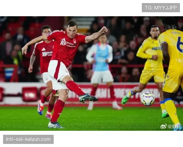 战报：诺丁汉森林1-1水晶宫，主队最后时刻因防线盯人不统一丢球